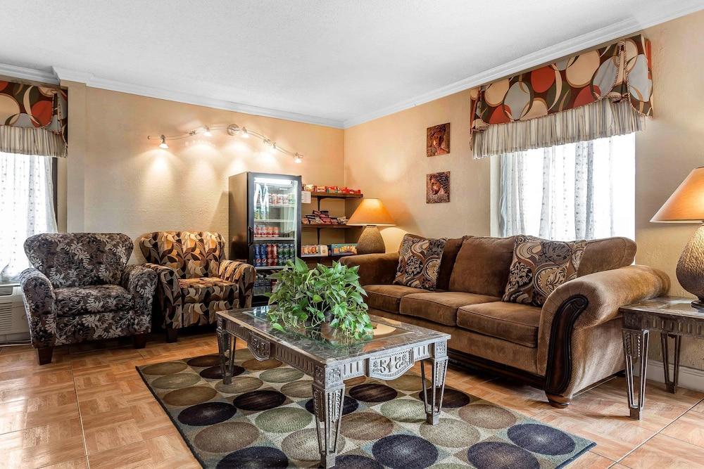 Econo Lodge North Βόρειο Τσάρλεστον Εξωτερικό φωτογραφία